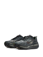Nike Vomero Plus sneakers