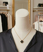 VAN CLEEF Malachite Vintage Alhambra Pendant Necklace