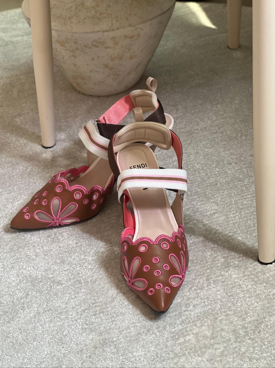 FENDI Colibr矛 slingback pumps